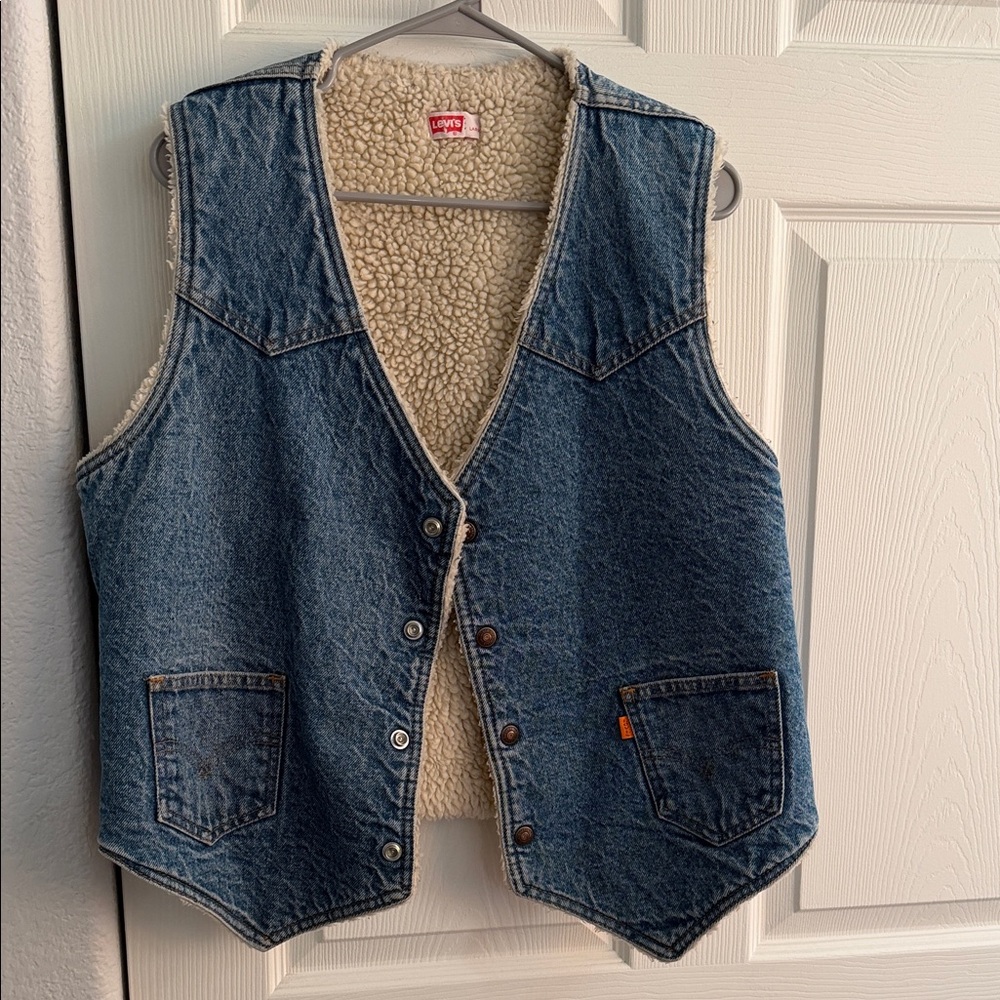 Vintage Orange Tab Levi's Blue Denim Vest with Sherpa Lining